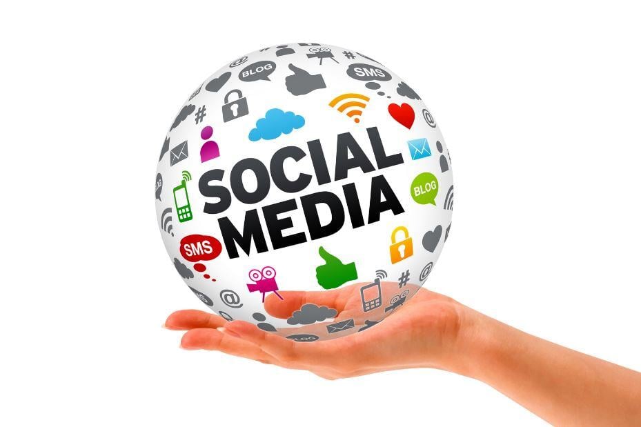 social media at trade shows