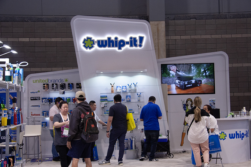 trade show island rental