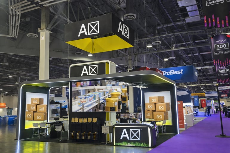 20x20 island exhibit